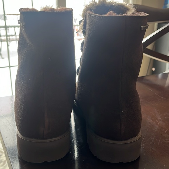 BearPaw Alisa NeverWet Dark Brown Suede & Fur LaceUp Boots Size 11 NWOT - Picture 3 of 6